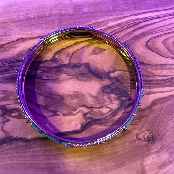 Bracelet with peach and teal beaded design, 3”, Beautiful detail - Picture 6 of 7